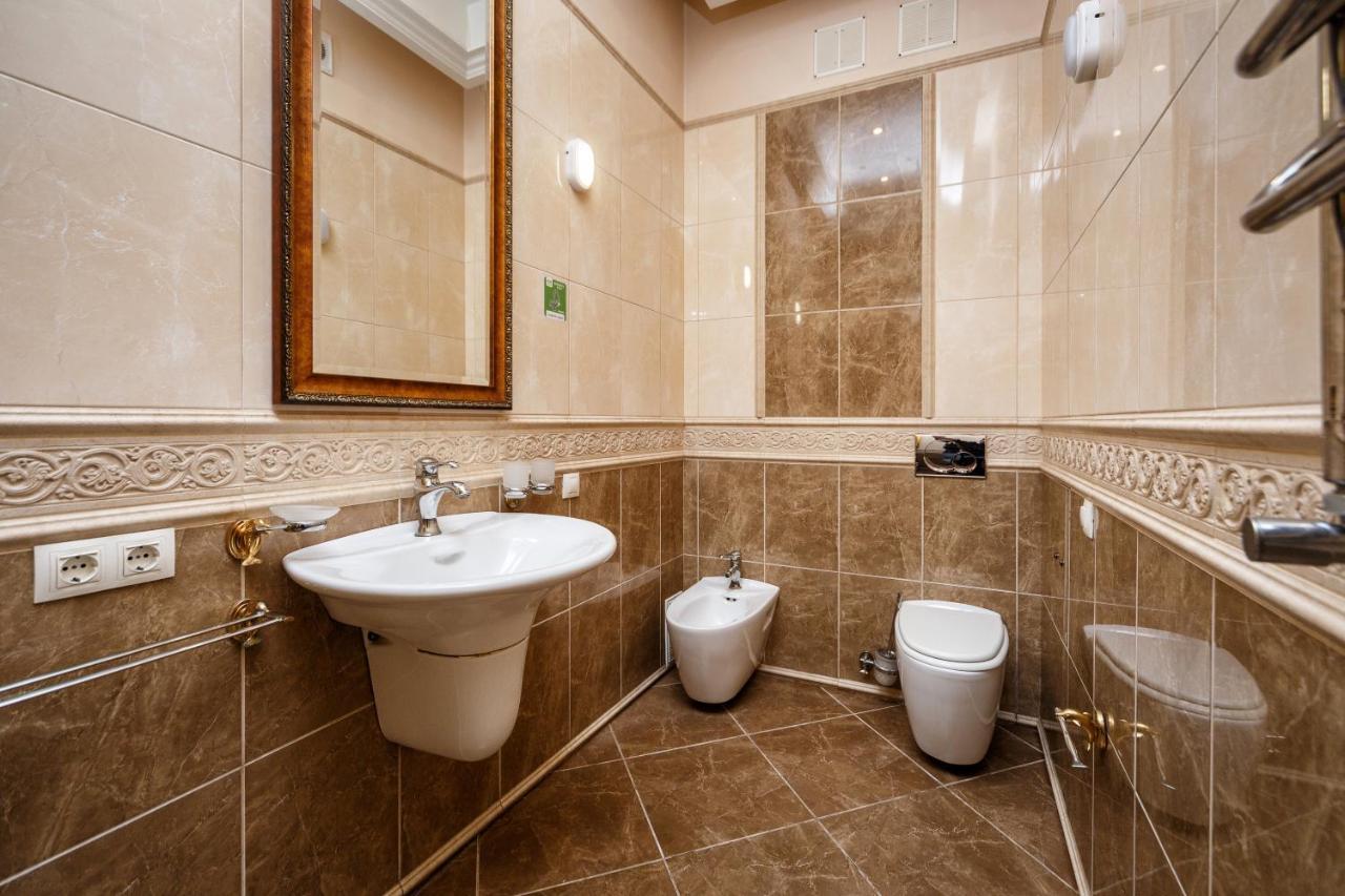 Hostel Suputnyk Λβιβ Εξωτερικό φωτογραφία