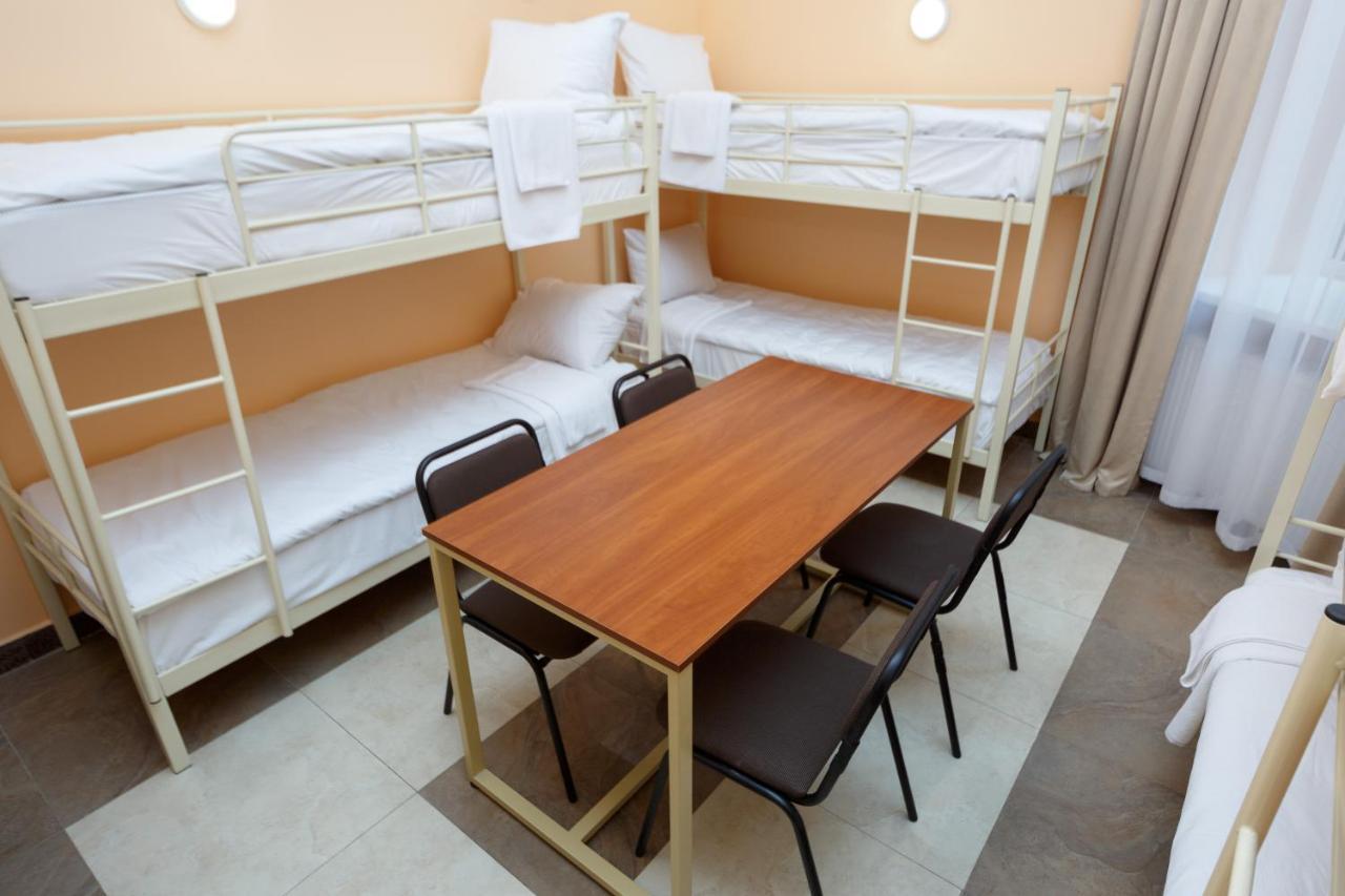 Hostel Suputnyk Λβιβ Εξωτερικό φωτογραφία